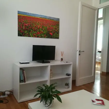 アパート La Casa Di Abbi レッチェ